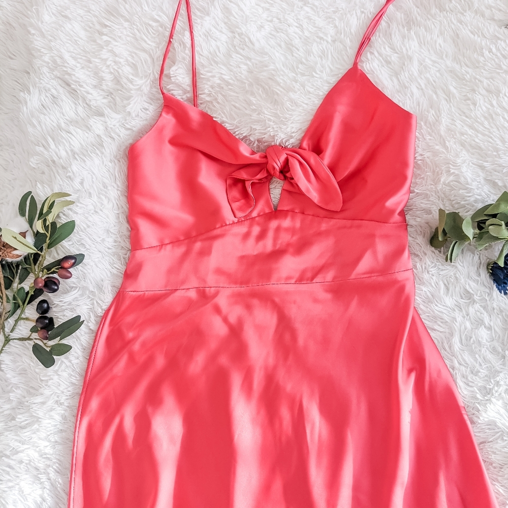 White fox silk dress